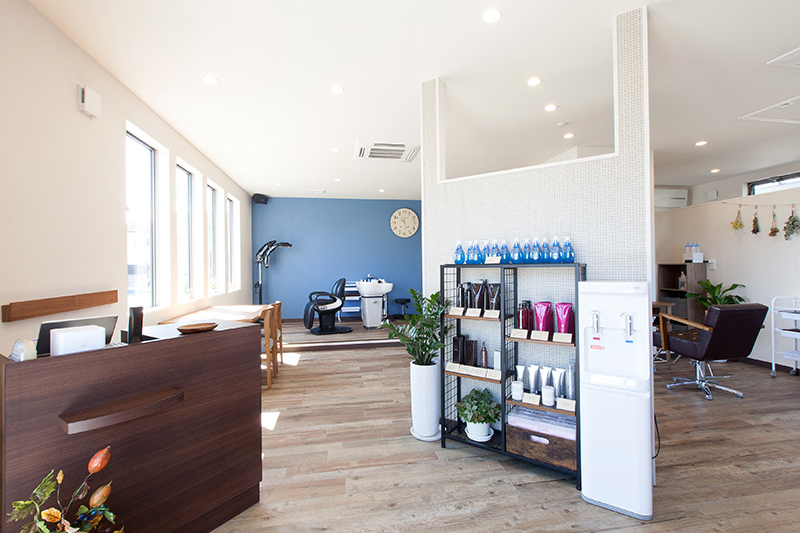 いちかみ Shop 熊本県熊本市に位置する美容室